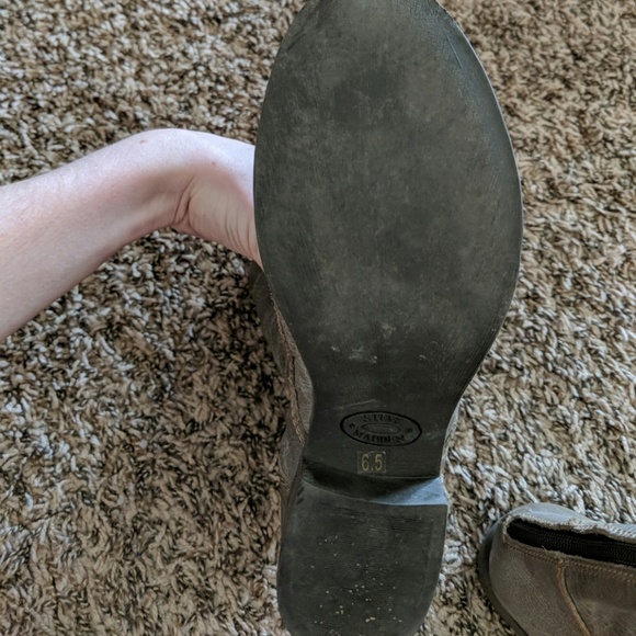 Boots - Picture 3 of 4